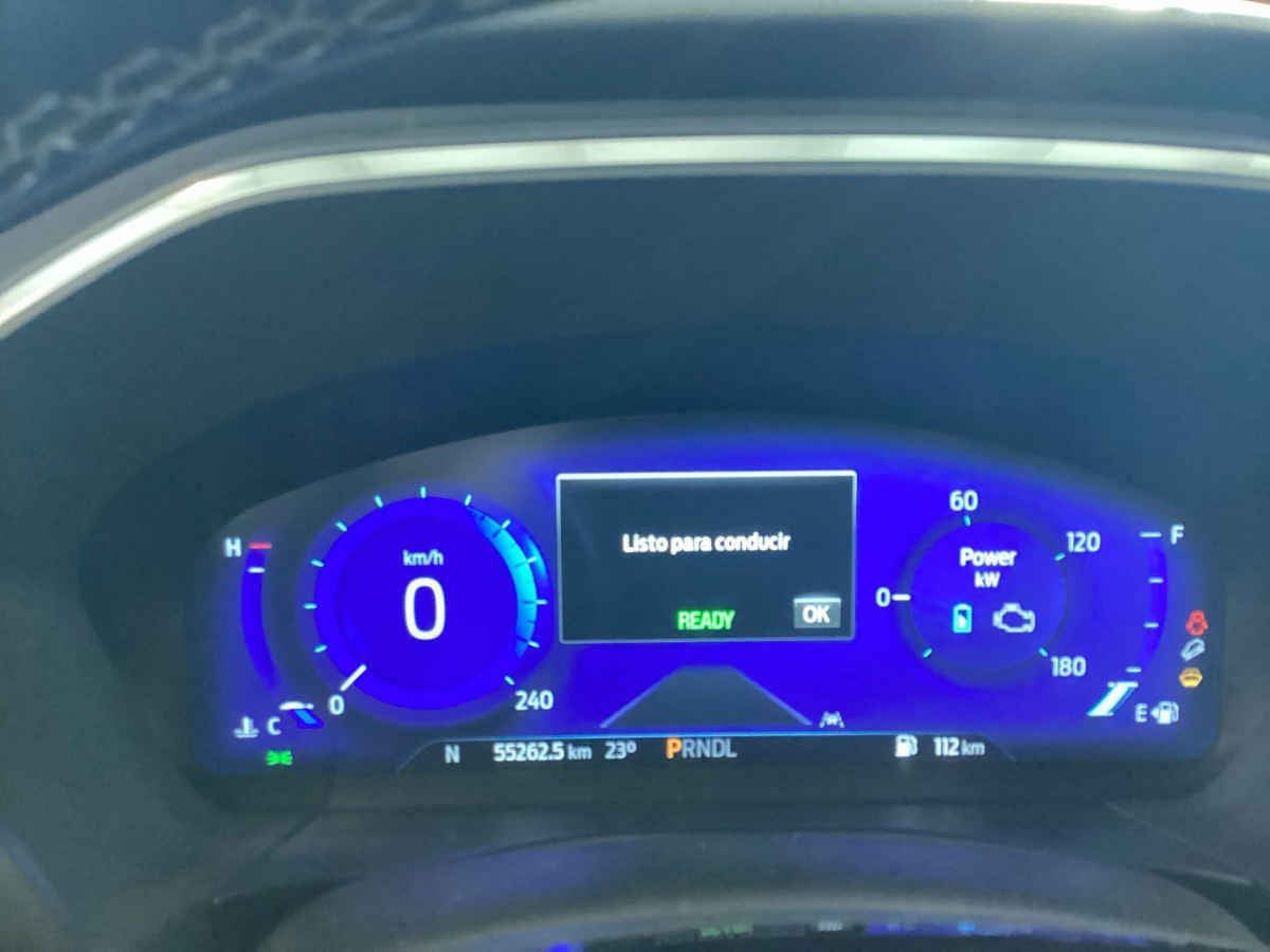 2022 Ford Escape 5p Titanium HEV L4/2.5 Aut