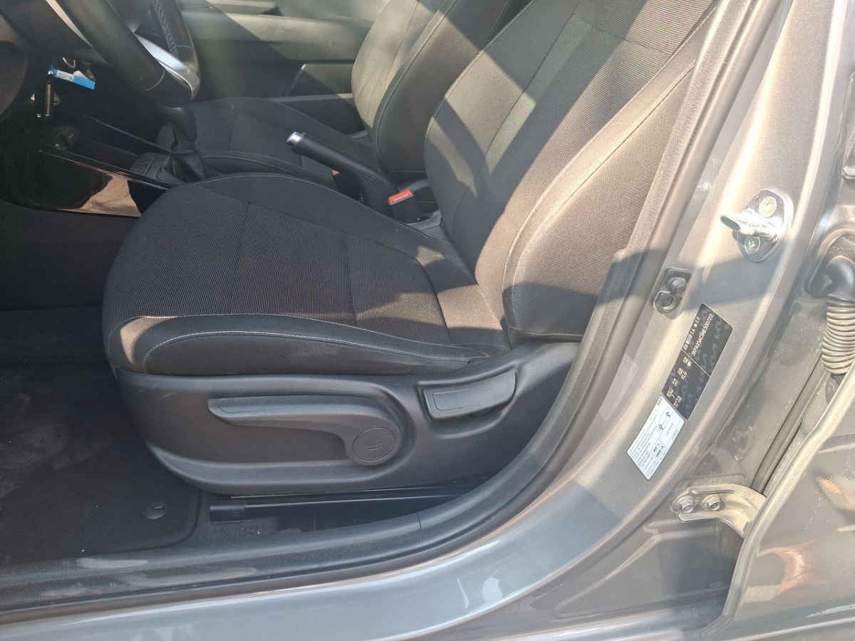 2022 Kia KIA RIO HB 5p LX L4/1.6 Man