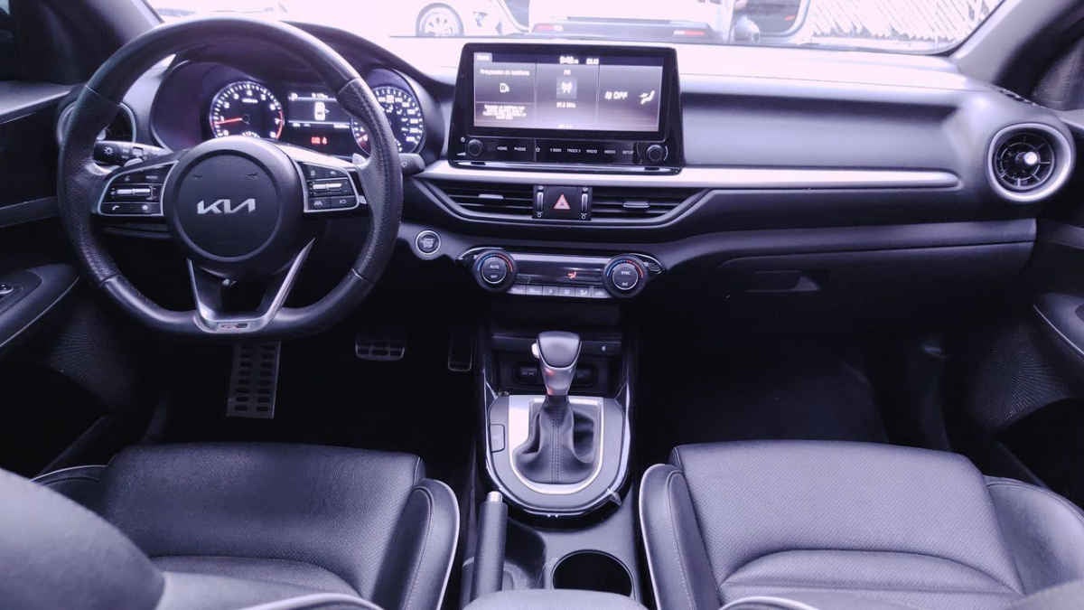 2023 Kia FORTE SEDAN 4p GT Line L4/2.0 Aut