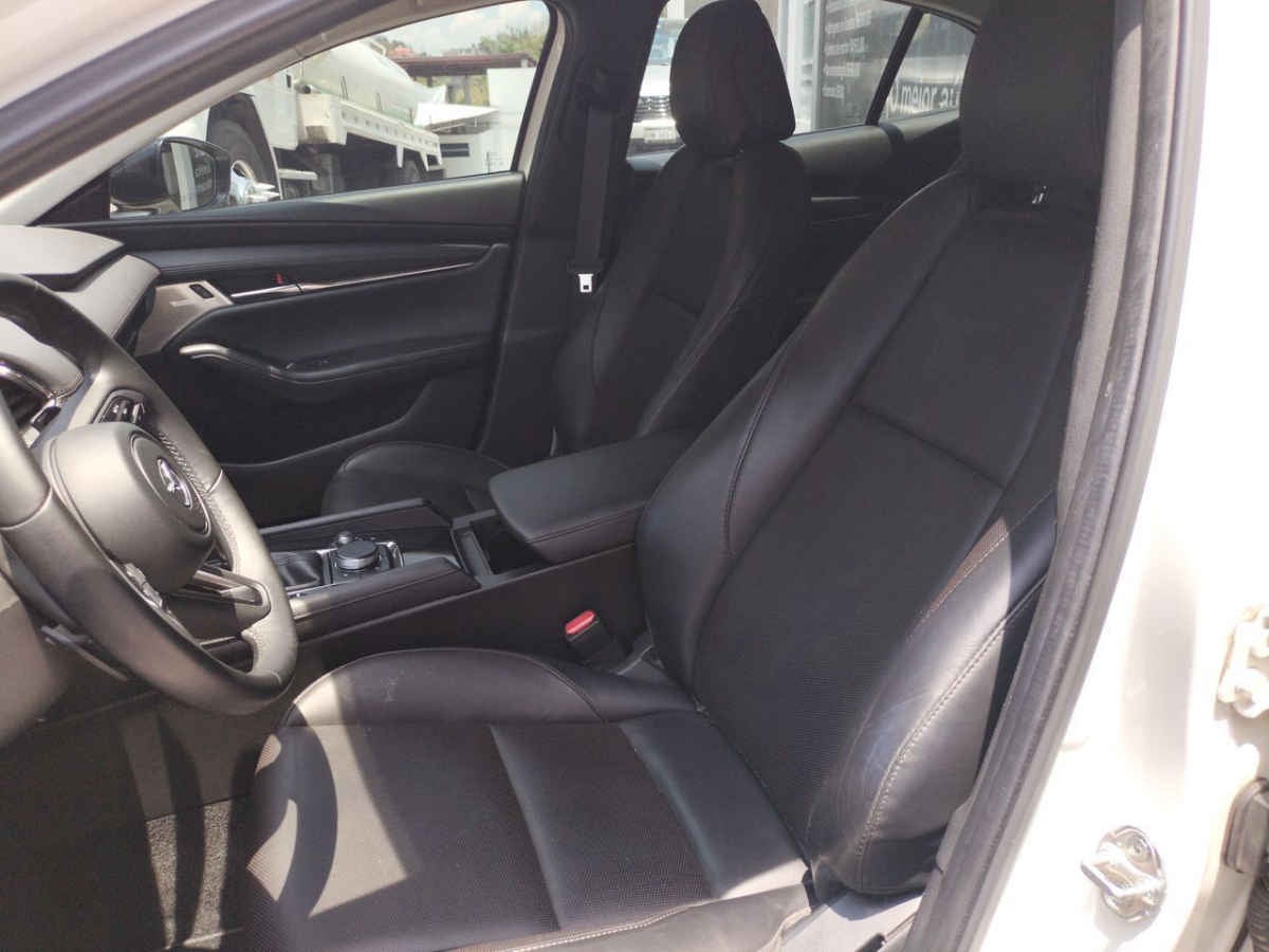 2024 Mazda Mazda 3 4p Sedan Signature L4/2.5/T Aut