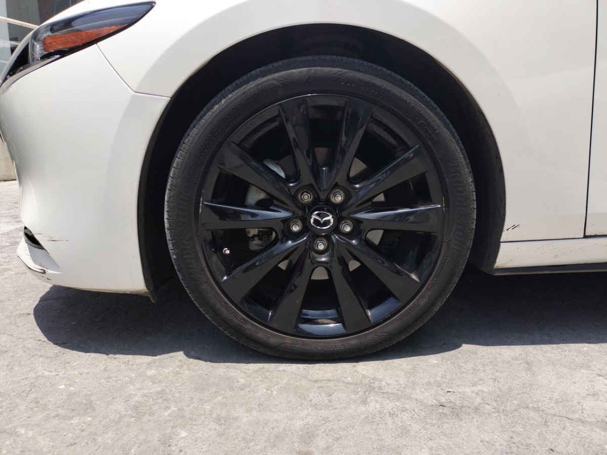 2024 Mazda Mazda 3 4p Sedan Signature L4/2.5/T Aut