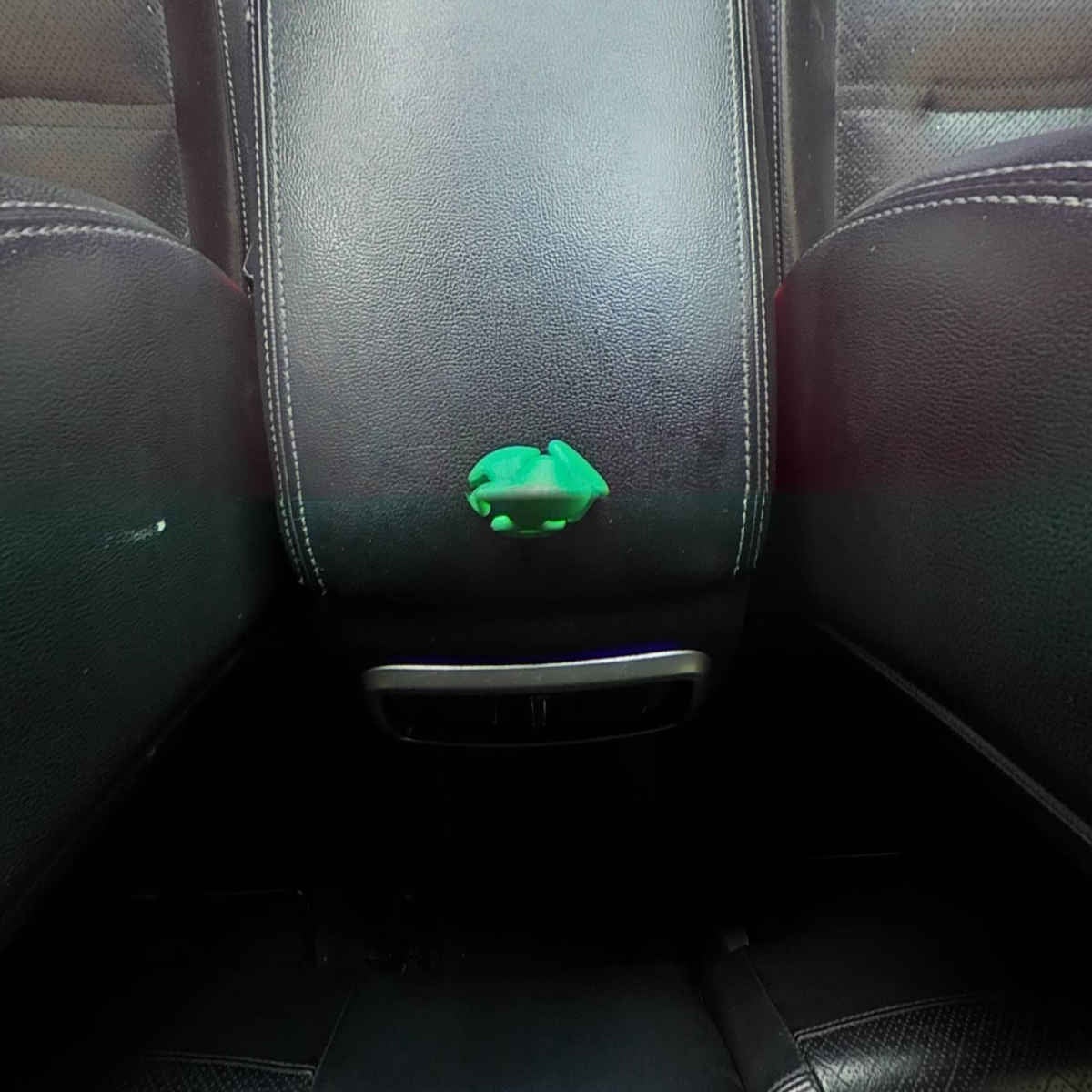 2019 Kia Sorento 5p EX  L4  TA 6Vel  Piel  7 pas.  RA-18"