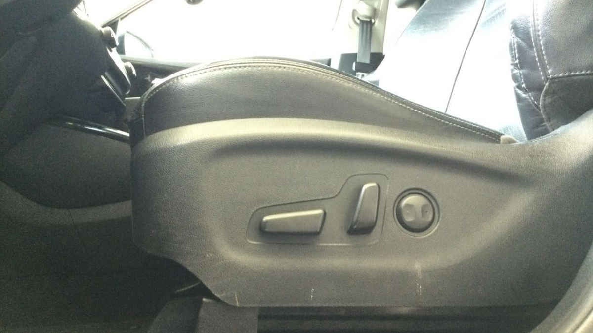 2019 Kia Sorento 5p EX  L4  TA 6Vel  Piel  7 pas.  RA-18"