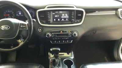 2019 Kia Sorento 5p EX  L4  TA 6Vel  Piel  7 pas.  RA-18"