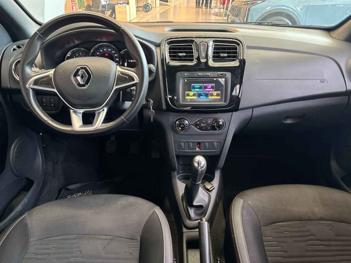 2023 Renault Stepway 5p Intens L4/1.6 Man
