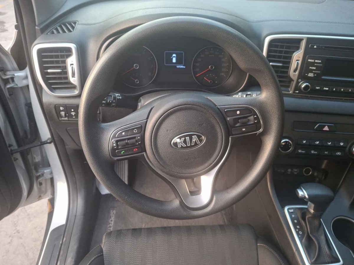 2018 Kia Sportage 5p LX  TA Tela RA-17"