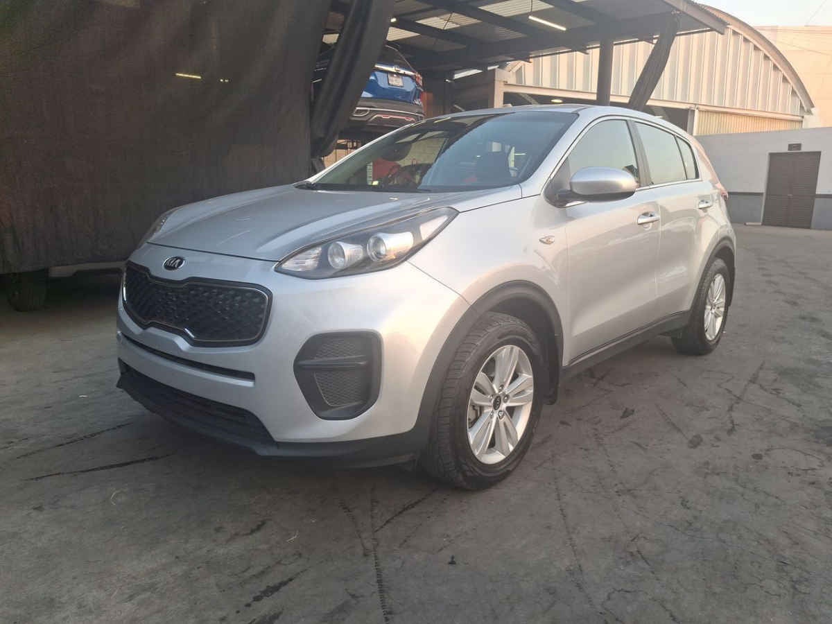 2018 Kia Sportage 5p LX  TA Tela RA-17"