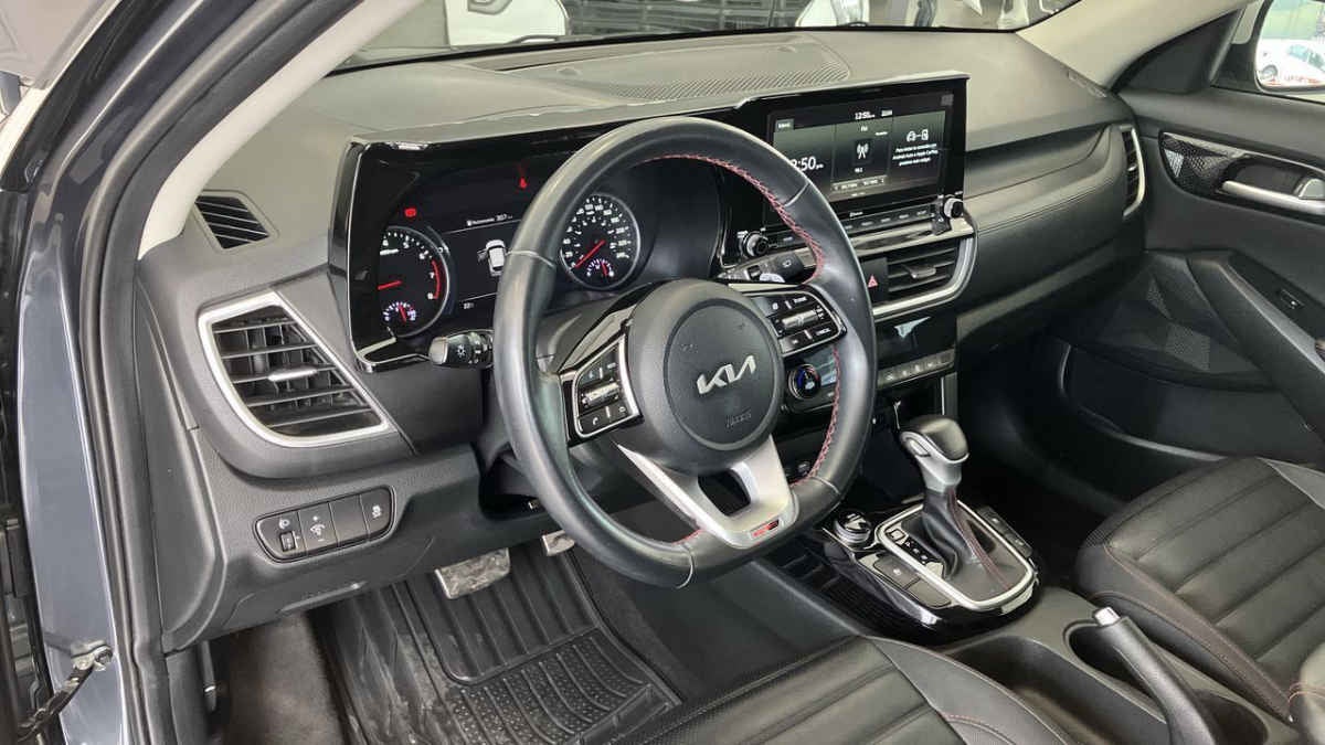 2023 Kia SELTOS 5p GT Line L4/1.4/T Aut