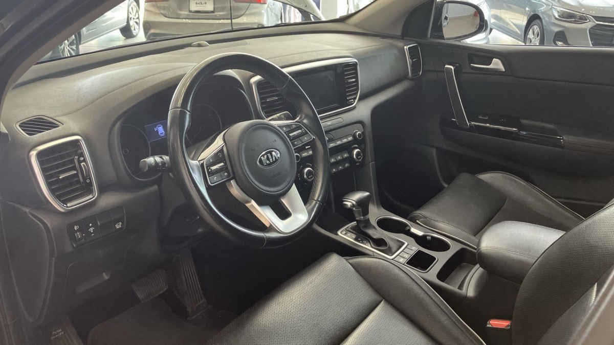 2020 Kia Sportage 5p EX PACK  2.0 L  TA Piel  QCP RA-19"