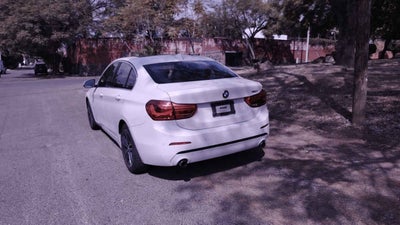 2019 BMW Serie 1 4p Sedan 120i Sport Line L4/1.6/T Aut